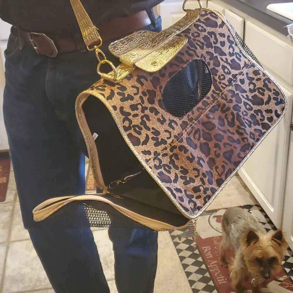 Bloomingdale's hp Dec 20 exclusive female small dog Carrier Best Of Bev Hills